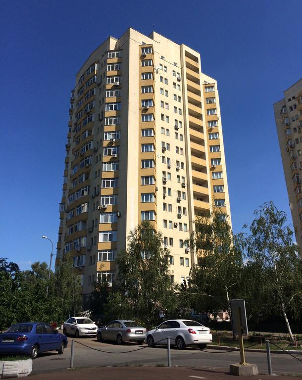 Inn Home Apartments - Livoberezhna Kyiv Exterior foto