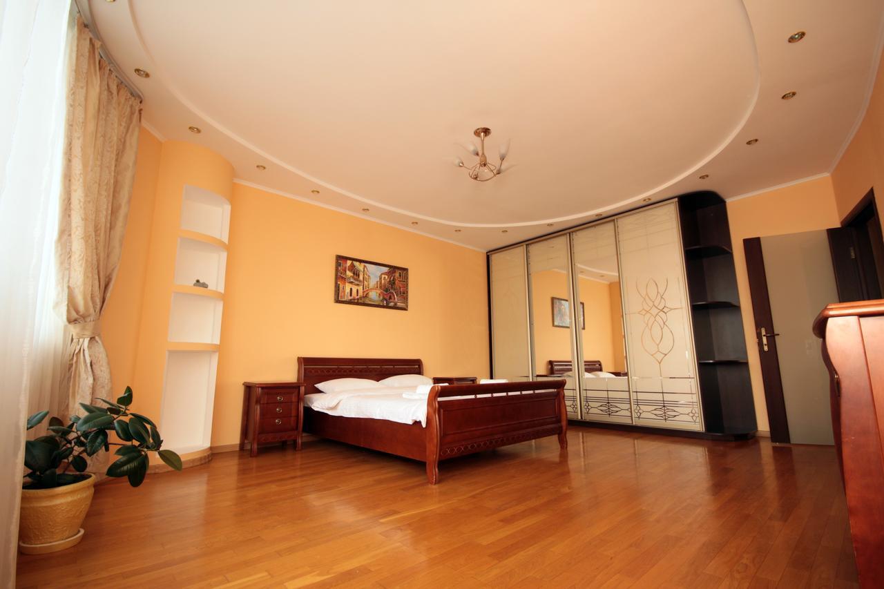 Inn Home Apartments - Livoberezhna Kyiv Exterior foto